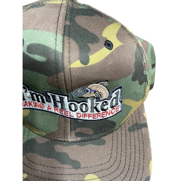 Camo Fishing I'm Hooked‎ Fish Strapback Yupoong Hat - Picture 2 of 4